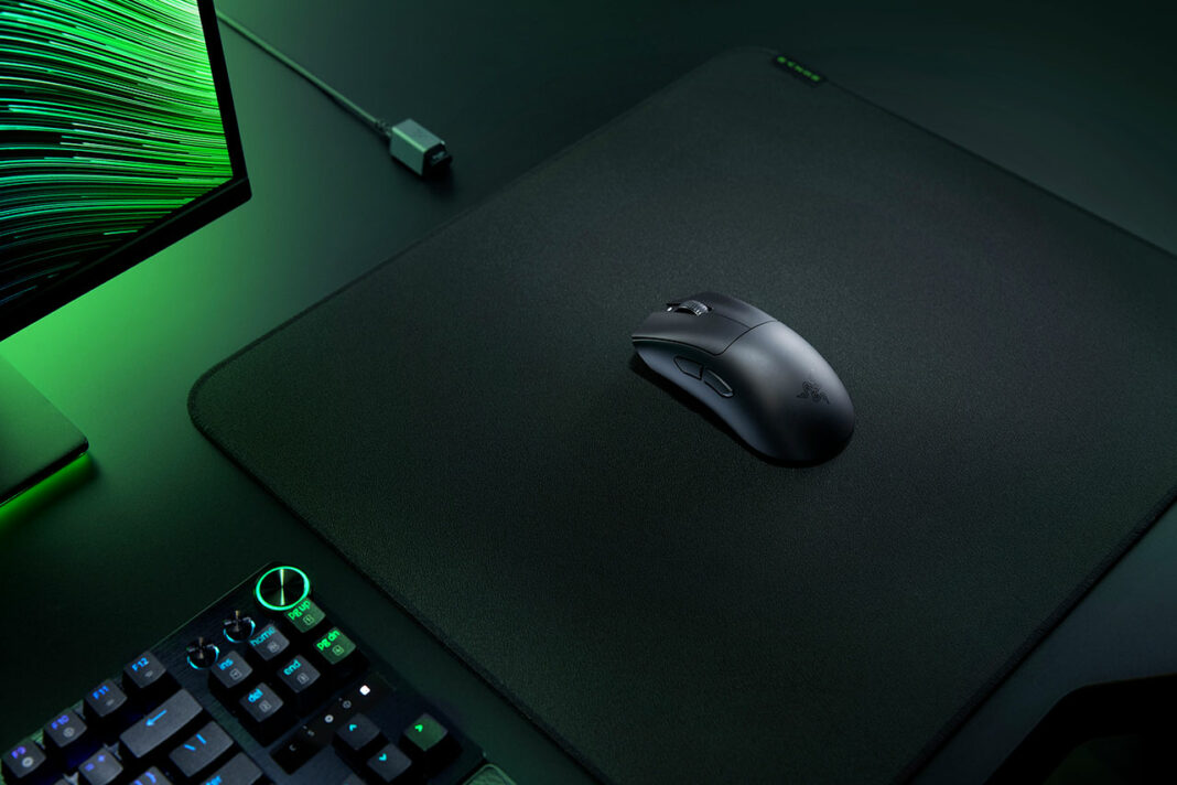 Razer-DeathAdder-V3-HyperSpeed